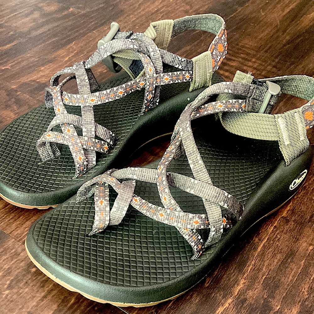 Chaco Women’s Z / Cloud X Sandals - size 37 / US true 7 (says 6)